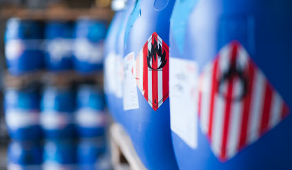 Sammelbehälter mit ADR-Kennzeichnung