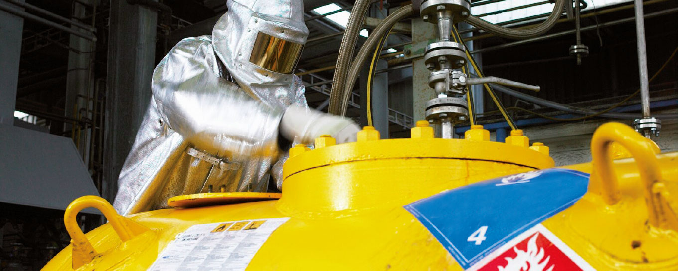 Sicherer Umgang mit allen Gefahrstoffen