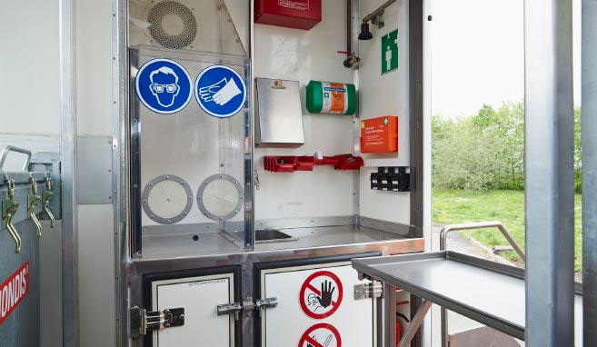 Schadstoffmobil innen