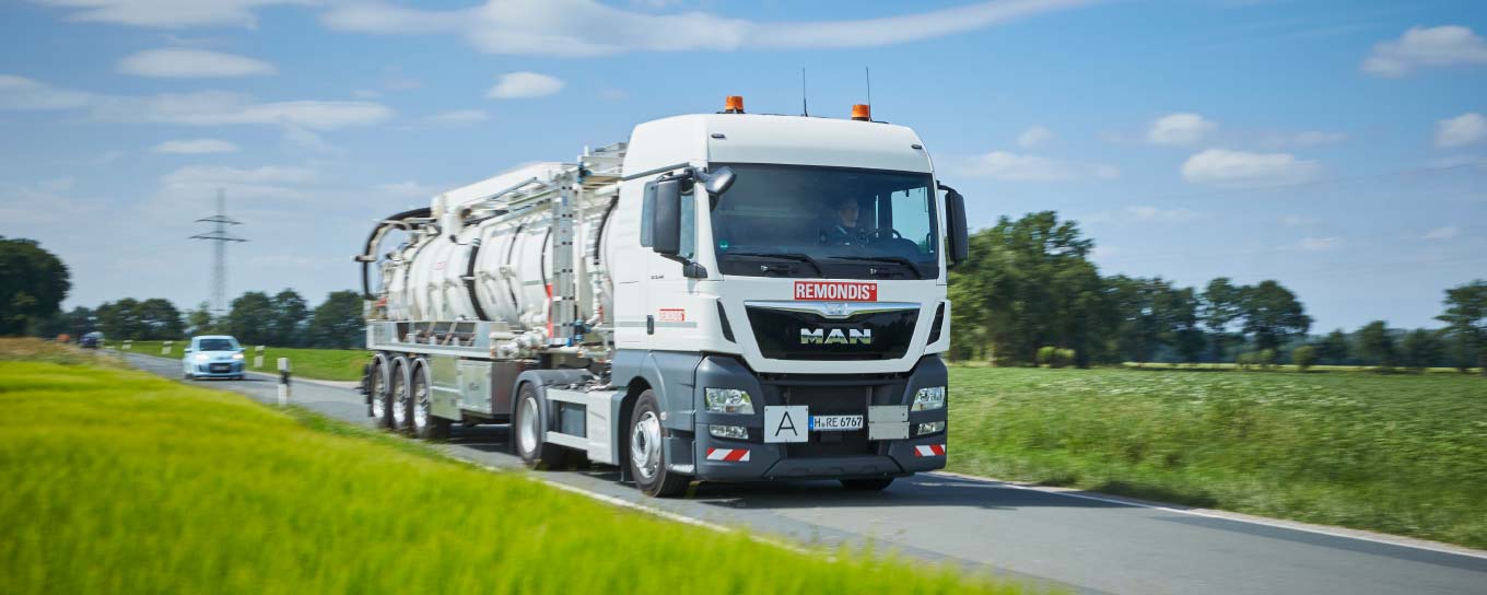 Spezialfahrzeug Ölabscheiderentsorgung